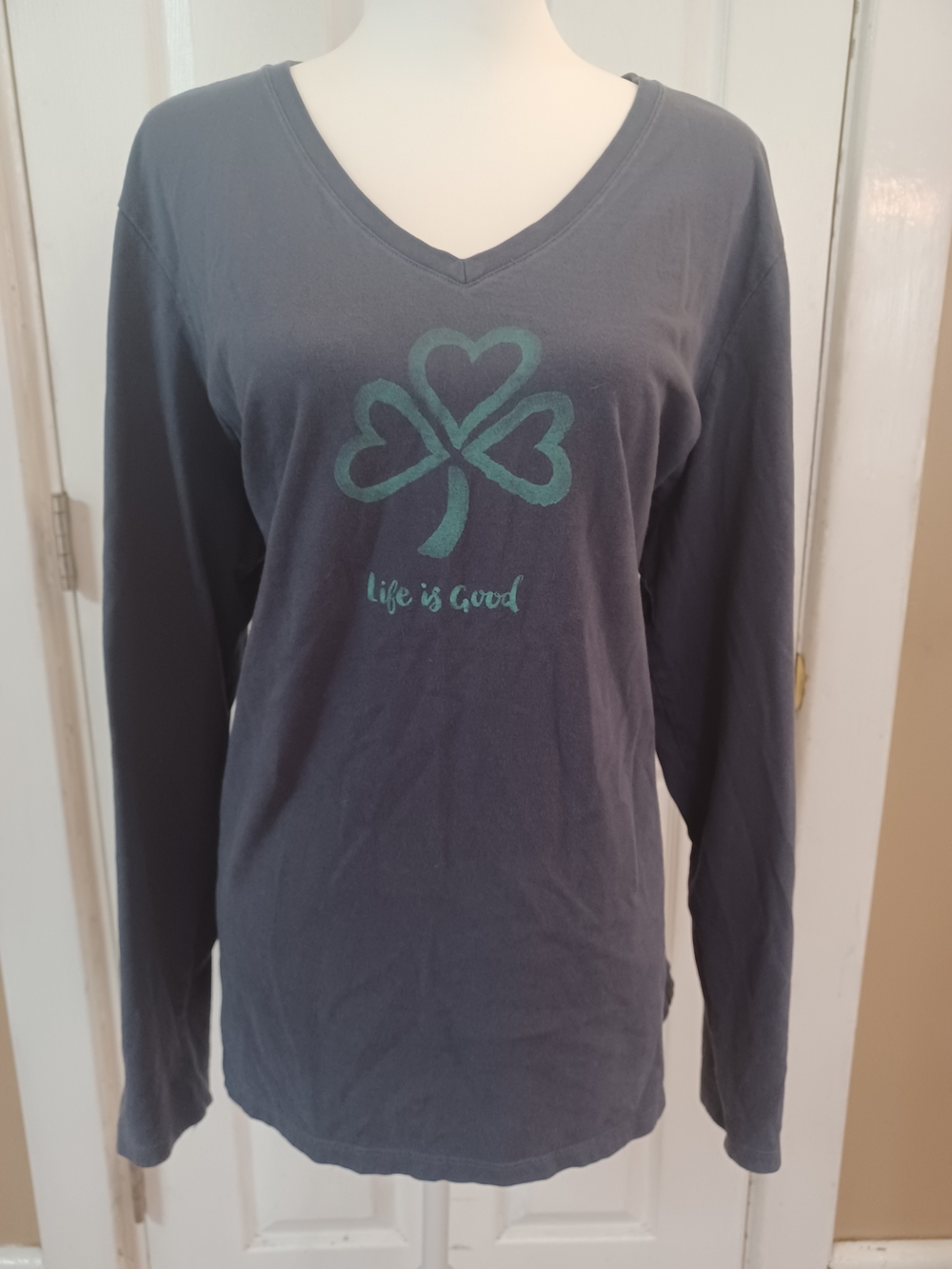 Life Is Good Crusher Tee Womens Long Sleeve V Neck Shamrock Blue Size XXL